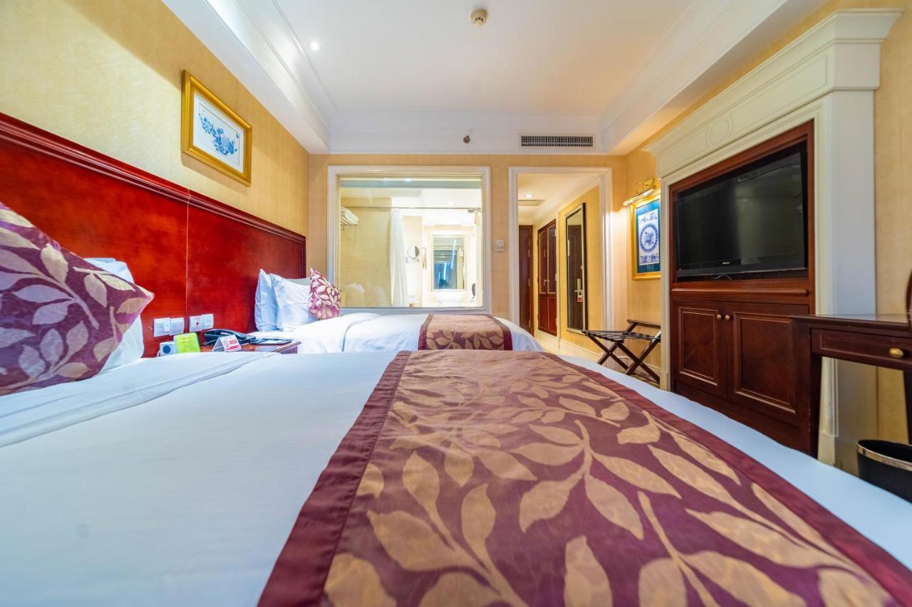 Ramada Yichang Hotel Esterno foto