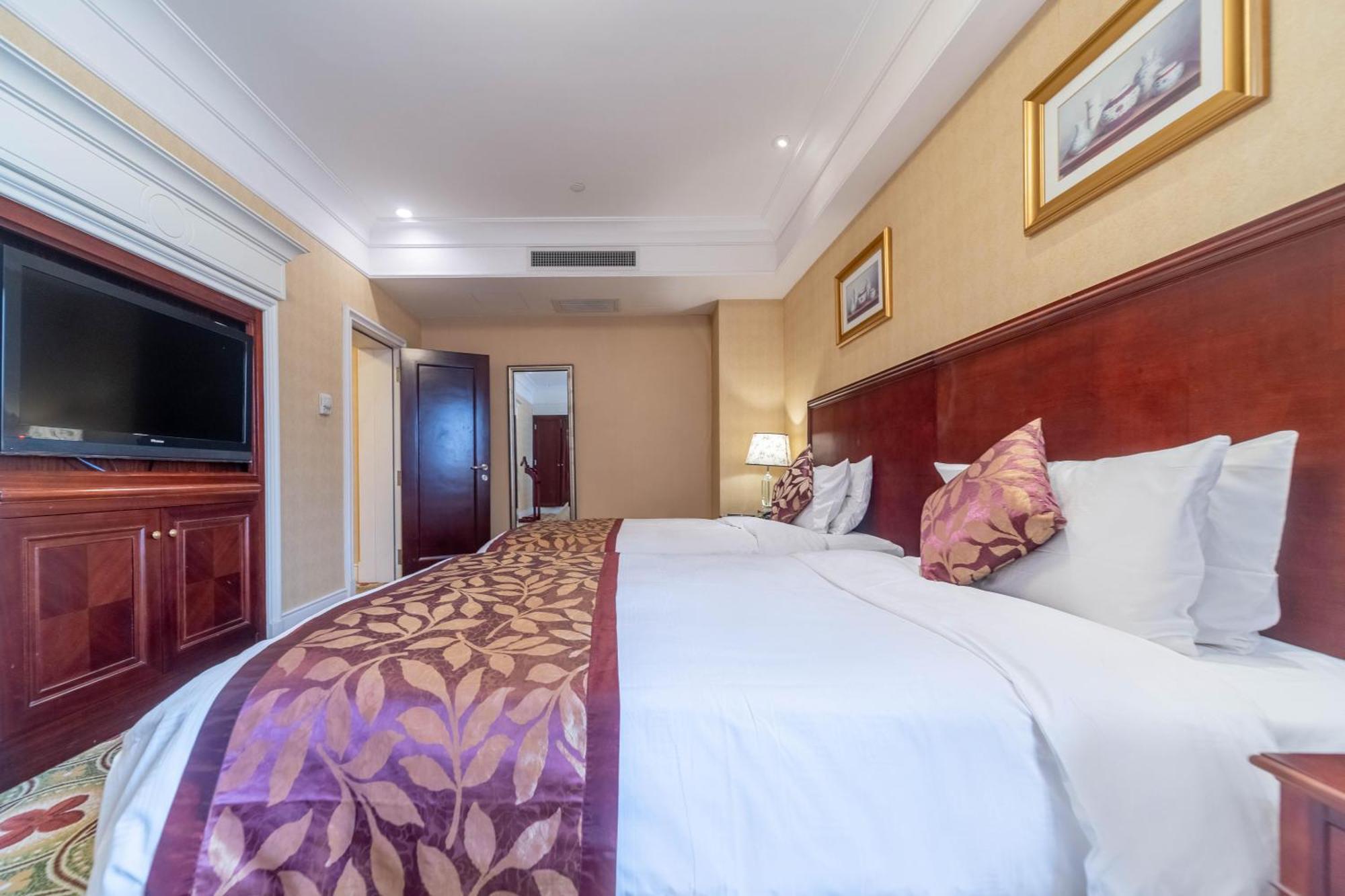 Ramada Yichang Hotel Esterno foto